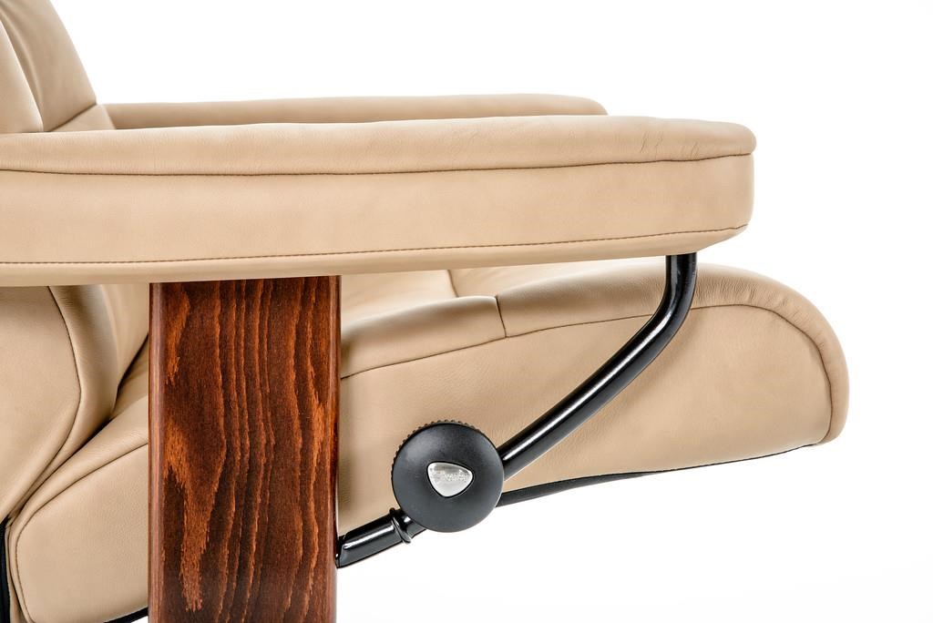 Stressless opal large leather reclining chair store and ottoman in brown by stressless